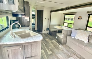 2020 Fully equipped, camping supplies