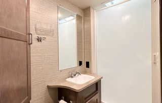 Very Clean, Stocked, Pet Friendly