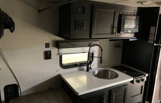 Cozy Wolf Pup: Couples & Family Weekend Escape