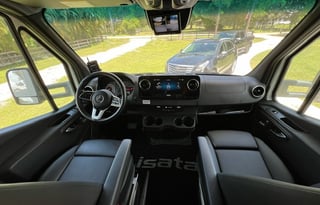 Blue Goose: Dynamax 24RW • Luxury Class C • WiFi