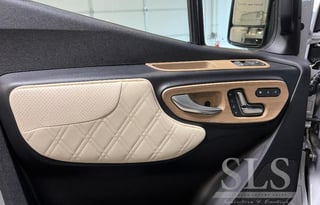 2024 Midwest Automotive Designs Daycruiser D6