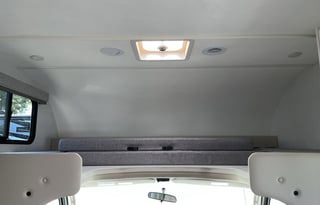 ZWS Luxury Rentals Brand New 2026 Thor Geneva 28VT