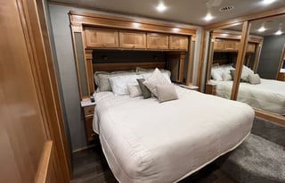 Luxurious Tiffin Motorhome! As new as it gets!