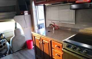 2018 Fleetwood RV Surge 25G