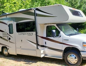 Coachmen RV Leprechaun 230CB Ford 350