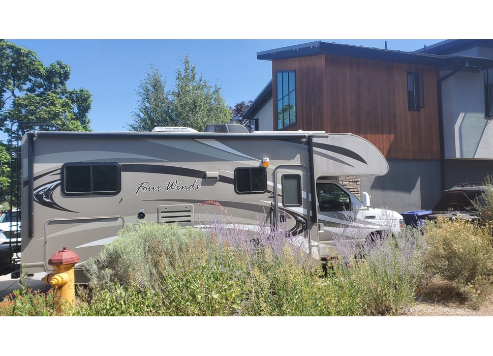 Class C Motor Home rentals in Stansbury Park