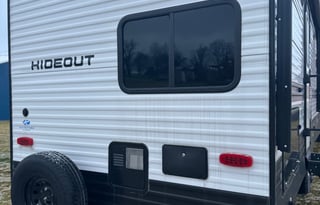 2022 Keystone Hideout 29 DFS