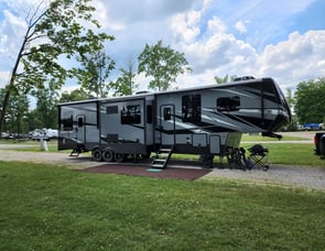 Keystone RV Raptor 413