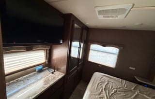 Spacious and fully equipped motorhome