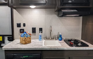 J&J Honeymooner's Sweet