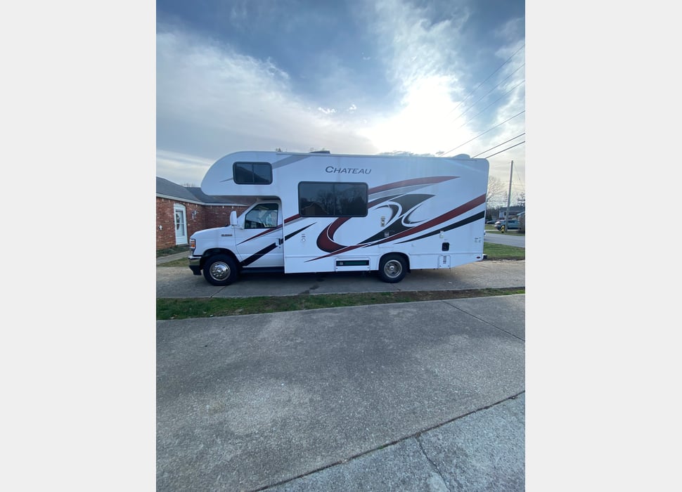 Class C Motor Home rentals in Columbus