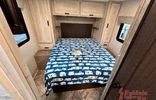 Forest River Sunseeker LE Model 2850SLE Motorhome