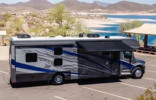 SC-4 Valencia|Desert Oasis-Diesel Super C-Sleep 8