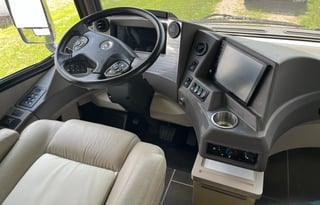 2019 Winnebago Horizon 40A