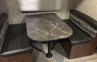 AGA 2 -	2017 Jayco Jay Flight SLX 245RLSW