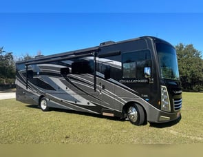 Thor Motor Coach Challenger 35MQ