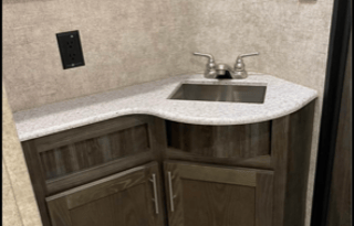 2019 Highland Ridge Bunk House with HUGE couch