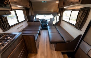 2020 Winnebago Minnie Winnie  31f - w/ Starlink
