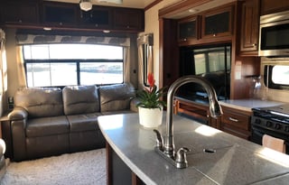 2018 Heartland Bighorn 39MB