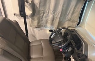 Epic Hurricane Escape Thor Motor Coach 34R Class A