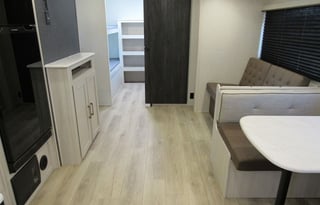 2025 SURVEYOR 29CAMP