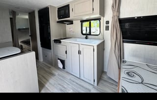 2025 Viking 25QBH