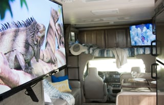 Daniels big big Bus :)