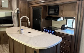 The Crow’s Nest, Family Friendly, Trailer Rental