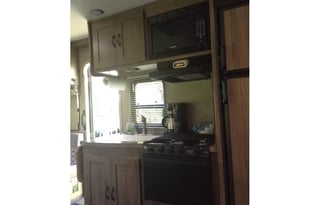 25' Coachmen Prism: Mercedes Sprinter w Full-Slide