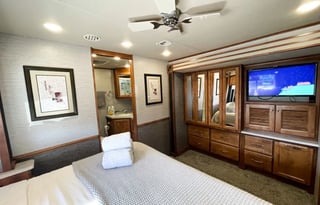 MEMORY MAKER: 2020 Tiffin Open Road - GlampersCA