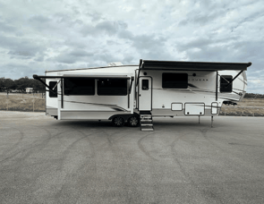 Keystone RV Cougar 368MBI