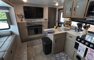 The Blossom Inn - Pets Welcome