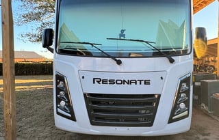 Top of the line 2024 Pet Friendly RV