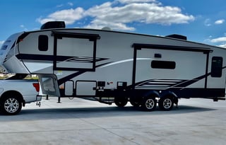2020 Coachmen RV Chaparral Lite 30RLS