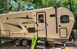 2020 like new Forest River RV Rockwood Mini Lite,