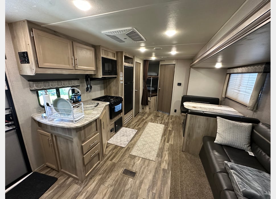 Travel Trailer rentals in Santa Barbara