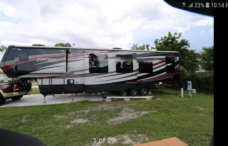 2015 Keystone Raptor | RVshare