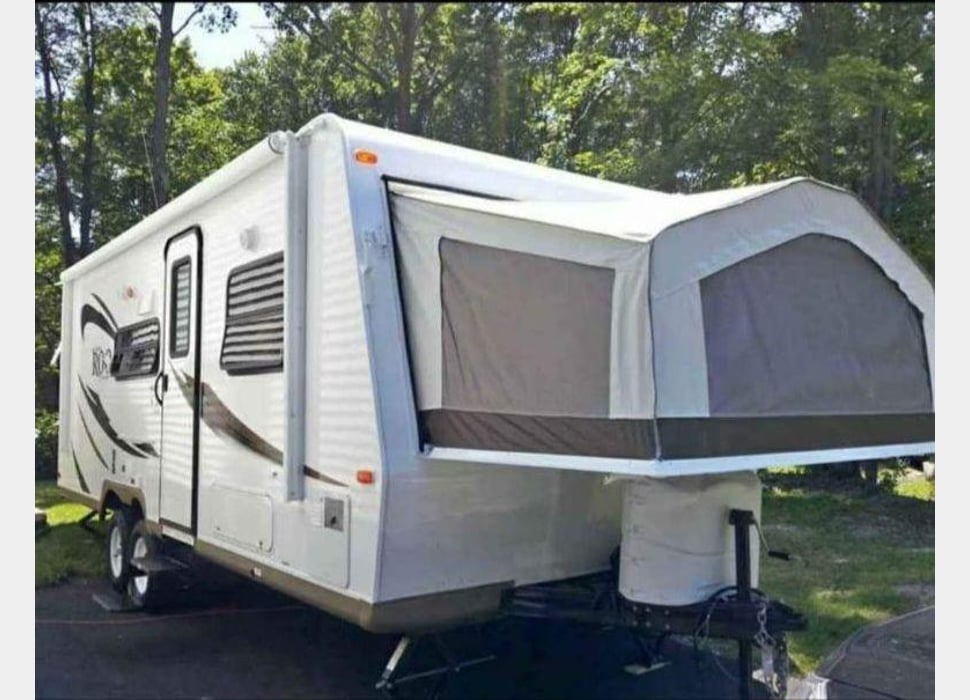 Pop-up Camper rentals in Whitefield