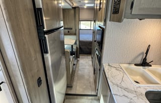 Freelander Luxury Bunk Class C