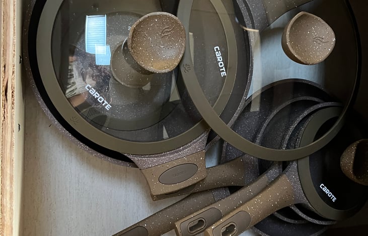 Full set of pots and pans