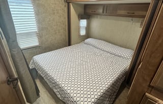 2019 Gulf-stream Conquest Class C