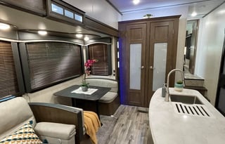 AMAZING RV2 - Must See 2BR! (Delivery Available)