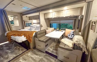 The Going Merry - Brand new luxury Thor Quantum