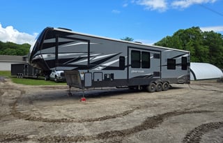 2020 Keystone RV Raptor 423