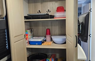 Bear Hug Retreat - Your comfy home away from home!