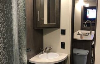 2018 Crossroads RV Sunset Trail Super Lite SS331BH