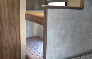 Compact/Ultra-Light/ Coachmen Viking Trailer-max 5