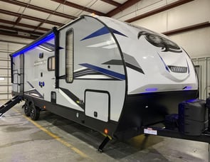 Forest River RV Cherokee Alpha Wolf 26RB-L