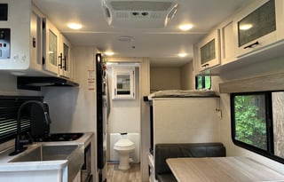 2021 Dutchmen RV Coleman Rubicon 1628BH