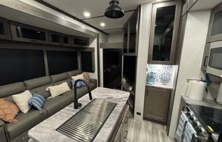 2022 Alliance, Valor 36V11 Toy Hauler